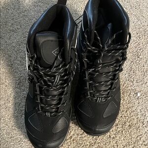 Black High-Top Men's Shoes